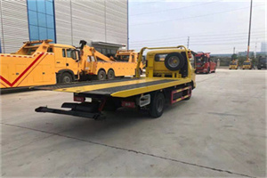 斋堂非事故拖车